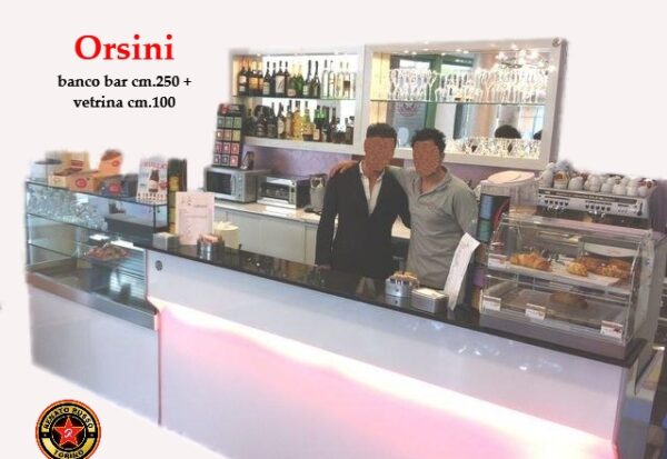 Arredamenti per Bar, Ristoranti, Banchi Frigo, Banchi Bar, Vetrine