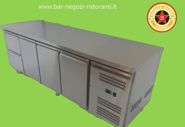 banco refrigerato con cassettiera